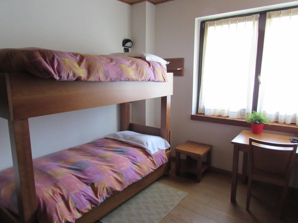 Casa Alpina Don Guanella Bed & Breakfast Macugnaga Ngoại thất bức ảnh