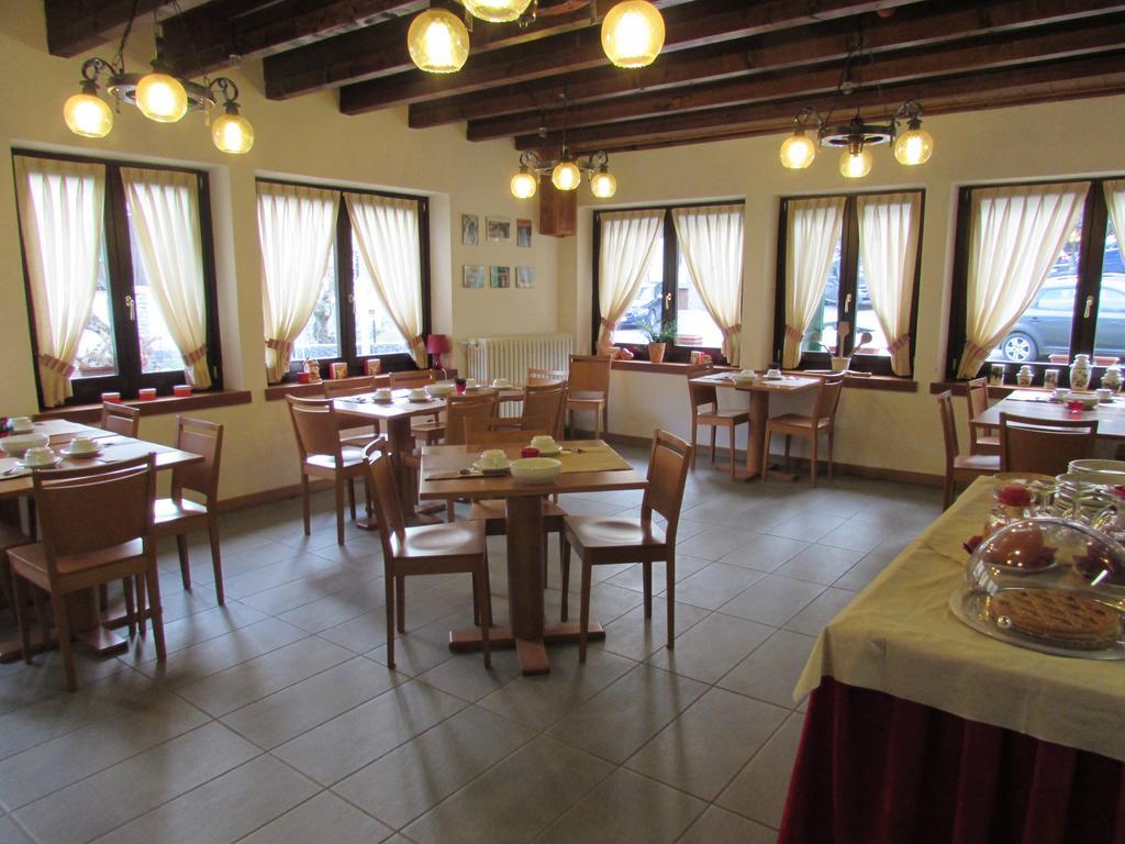 Casa Alpina Don Guanella Bed & Breakfast Macugnaga Ngoại thất bức ảnh