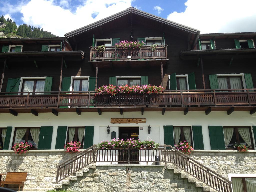 Casa Alpina Don Guanella Bed & Breakfast Macugnaga Ngoại thất bức ảnh